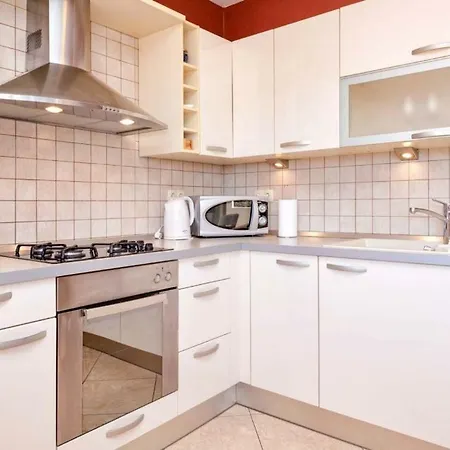 Apartment Deluxe Jelsa (Hvar)